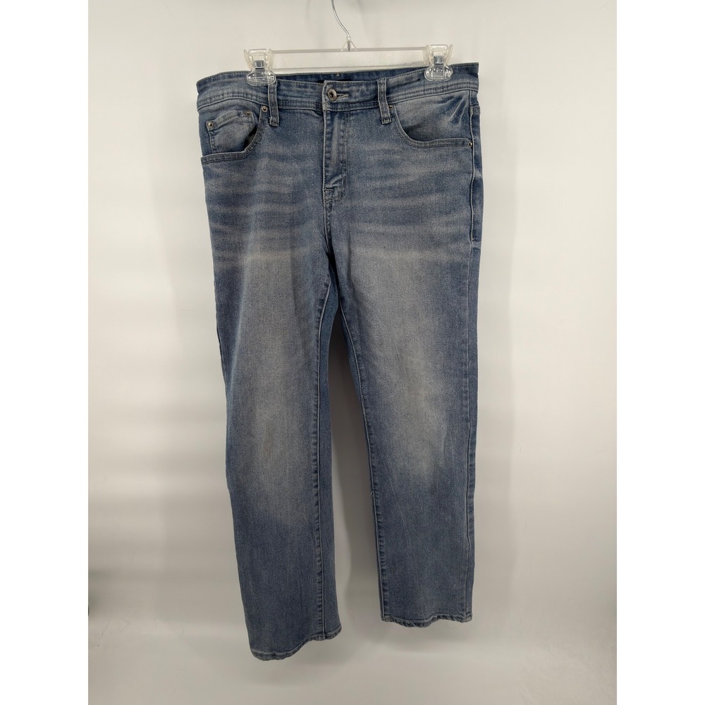 True Rebel Men's 805 Straight Fit Premium Denim Blue Jeans 32W x 30L Medium Wash